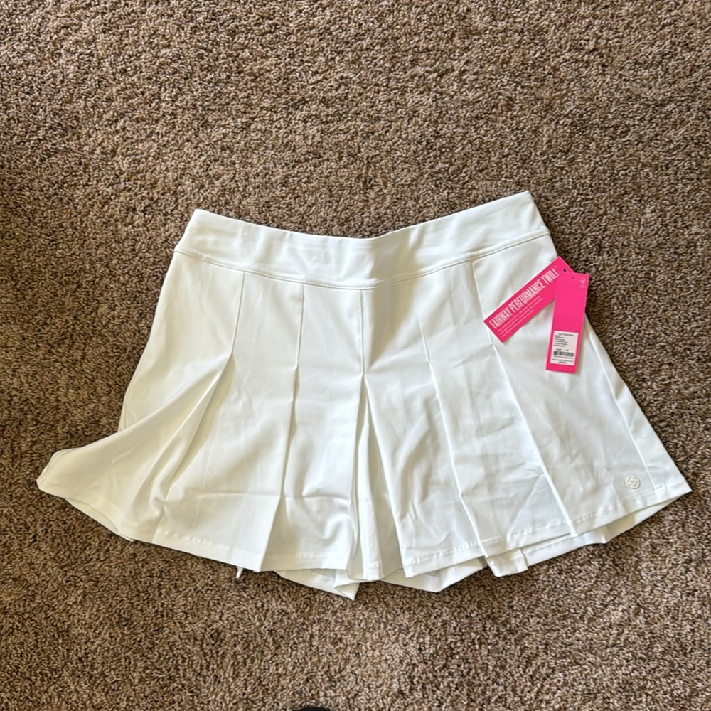 NWT Lilly Pulitzer Luxletic White Fraser Short - Size 14 - Picture 2 of 4